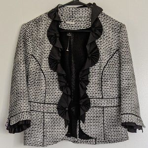 Cropped White & Black Blazer